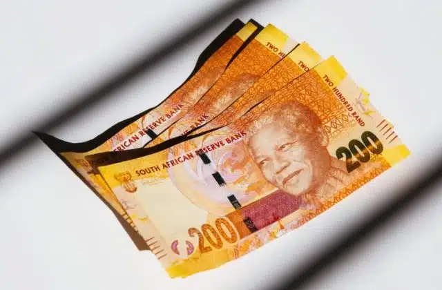 south africa is still an attractive investment with billions flowing in government 62bb2fbbeddd5