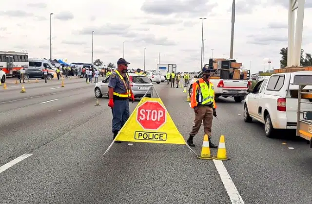 expect more roadblocks as saps tackles crime wave hitting south africa 62e7ca6dc7136